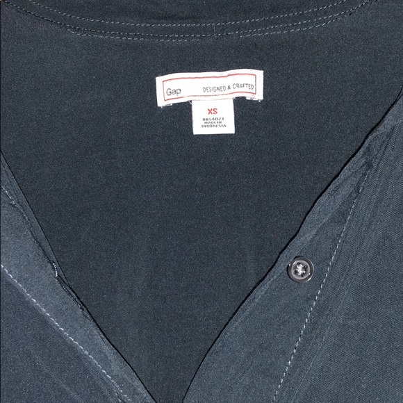 Gap boyfriend 3 button down. - Picture 3 of 5